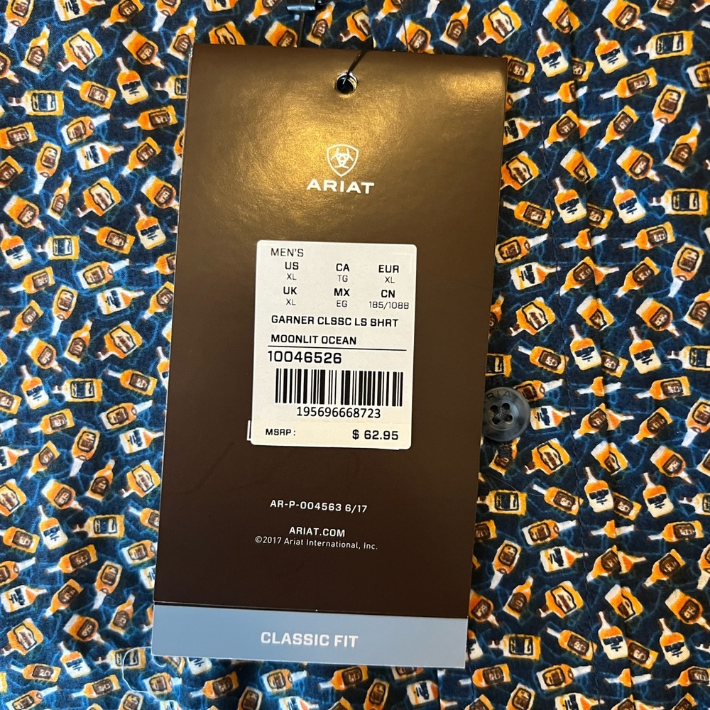 NWT Ariat Men's XL Patterned Button Down Shirt - Picture 7 of 10